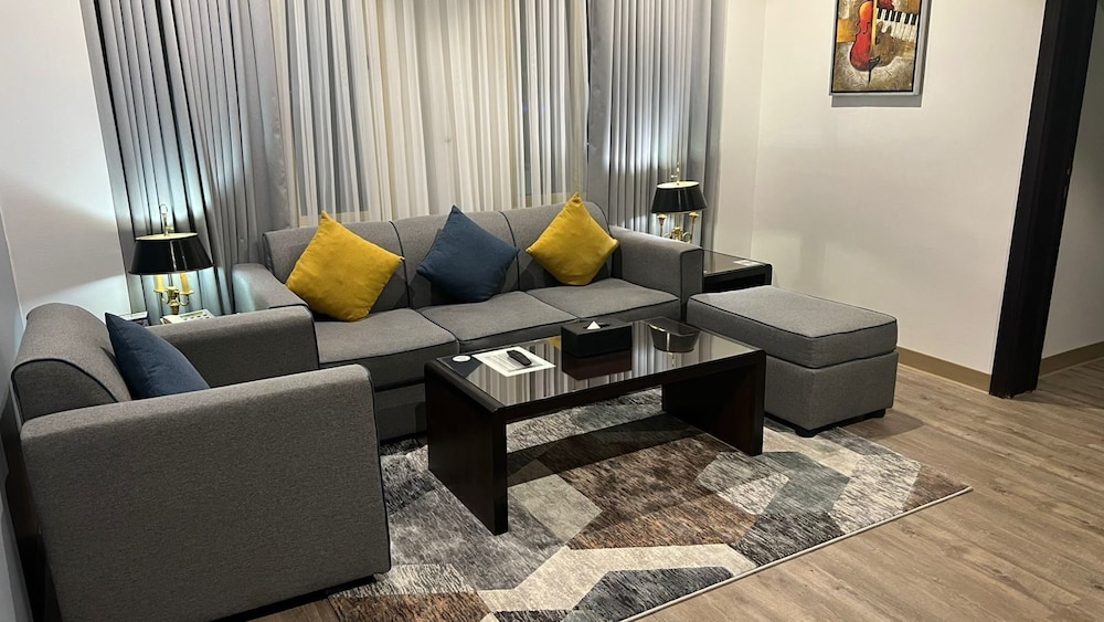 فندق جولدن توليب الخبر كورنيش(Golden Tulip Al Khobar) 59/81