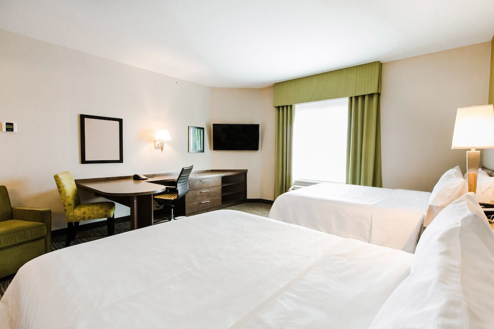 Candlewood Suites Edmonton West 12/76