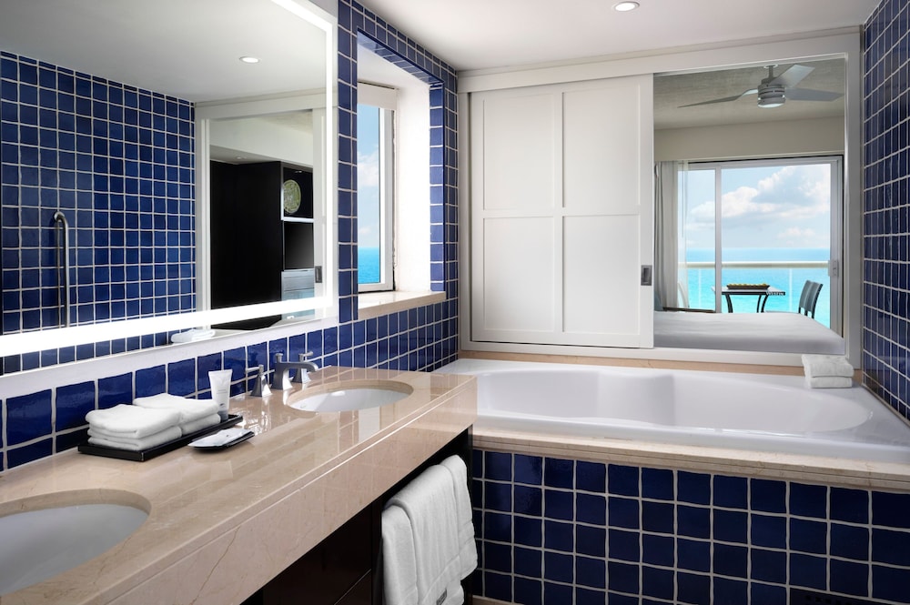 2 Bedrooms, Villa, 2 Double Beds, Ocean Front, Balcony, The Westin Lagunamar Ocean Resort Villas & Spa 3/3