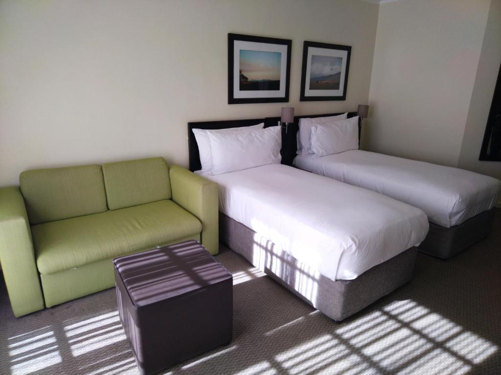 Pool, Standard, Twin Beds, Sofa