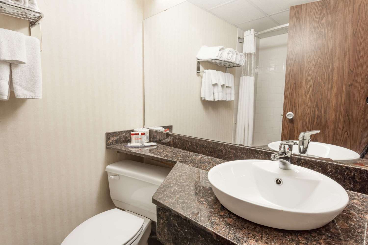 Ramada By Wyndham Fredericton 36/37