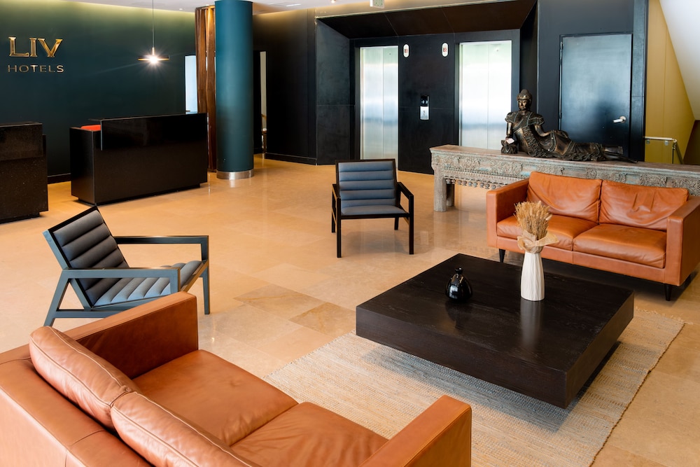 Liv Hotel Zona G 38/58