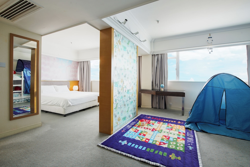 Warwick Hotel Cheung Chau 24/48