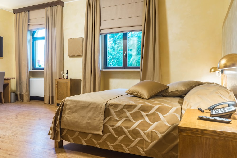 COMFORT, DOUBLE BED
