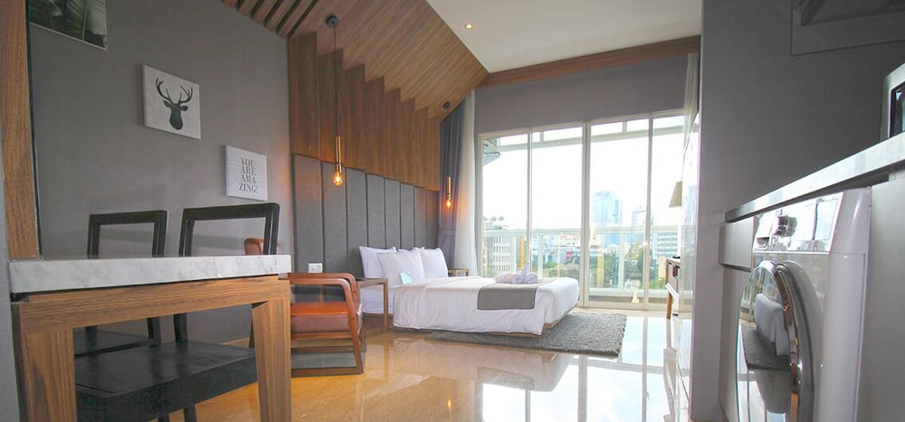 Menteng Park Exclusive Emerald 28/68