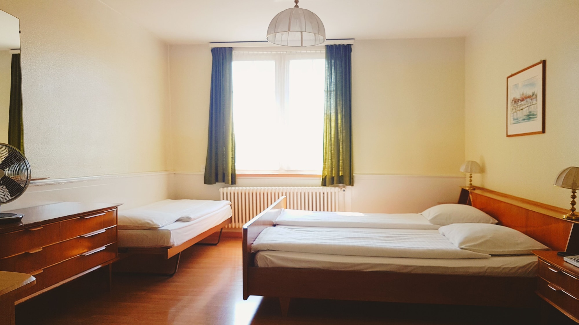ROOM, TRIPLE