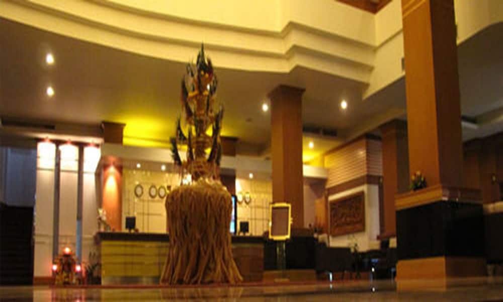 Arawan Riverside Hotel 54/65