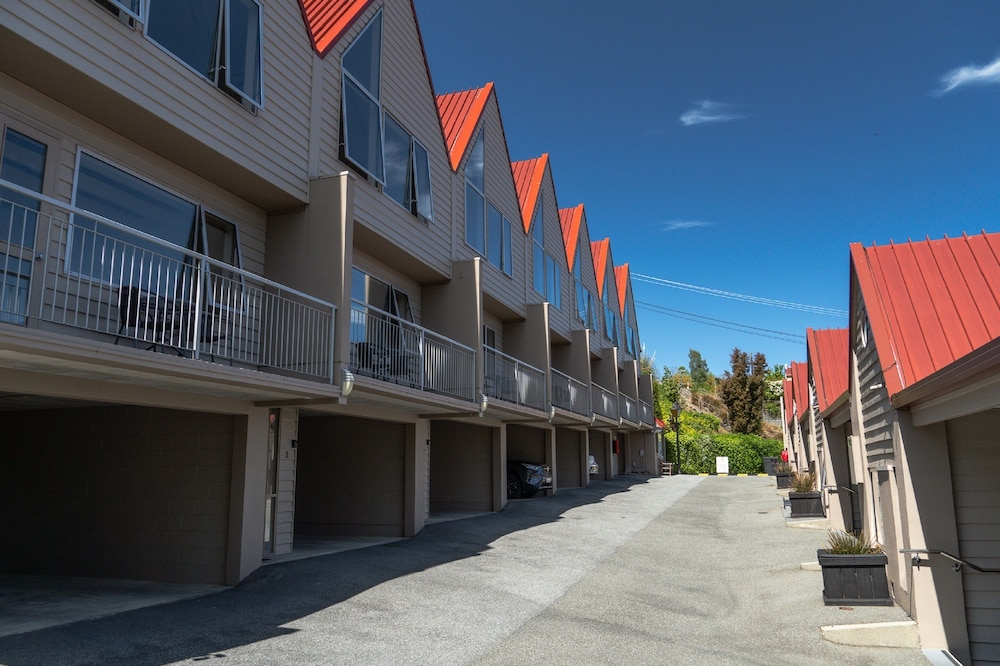 Turner Heights Townhouses 45/56