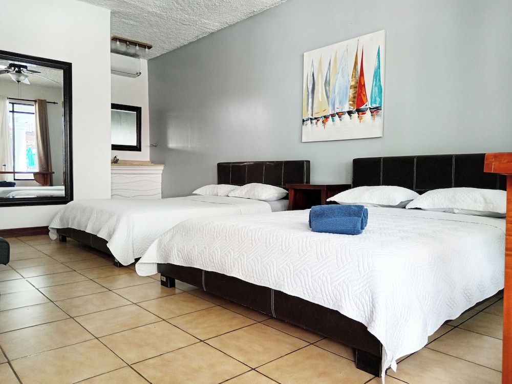 Hotel Las Brisas 6/34