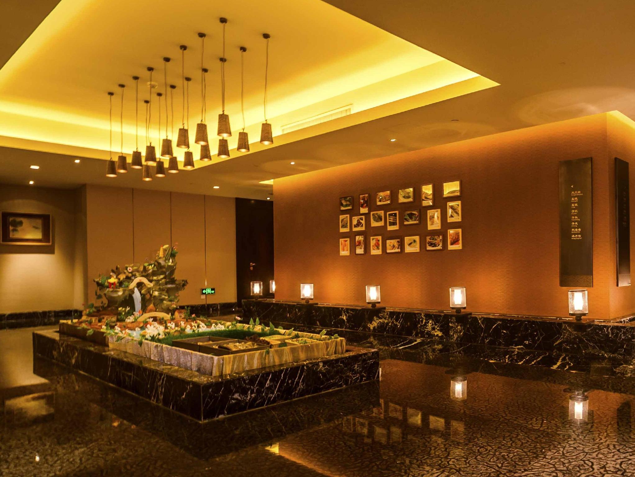 TONGQUETAI NEW CENTURY GRAND HOTEL 10/44