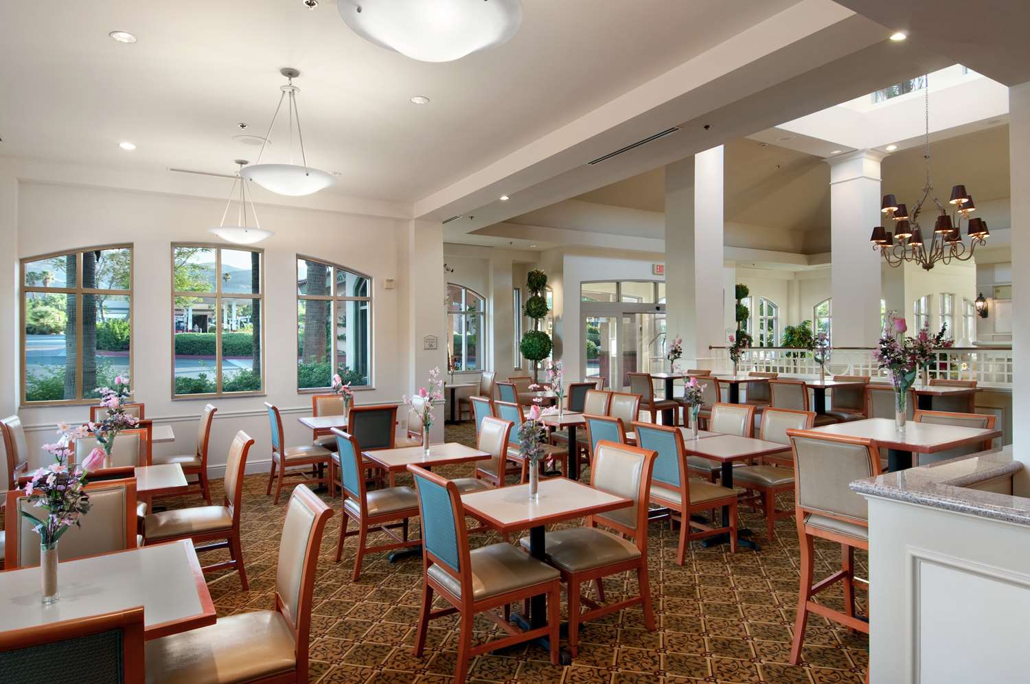 restaurant cafeteria