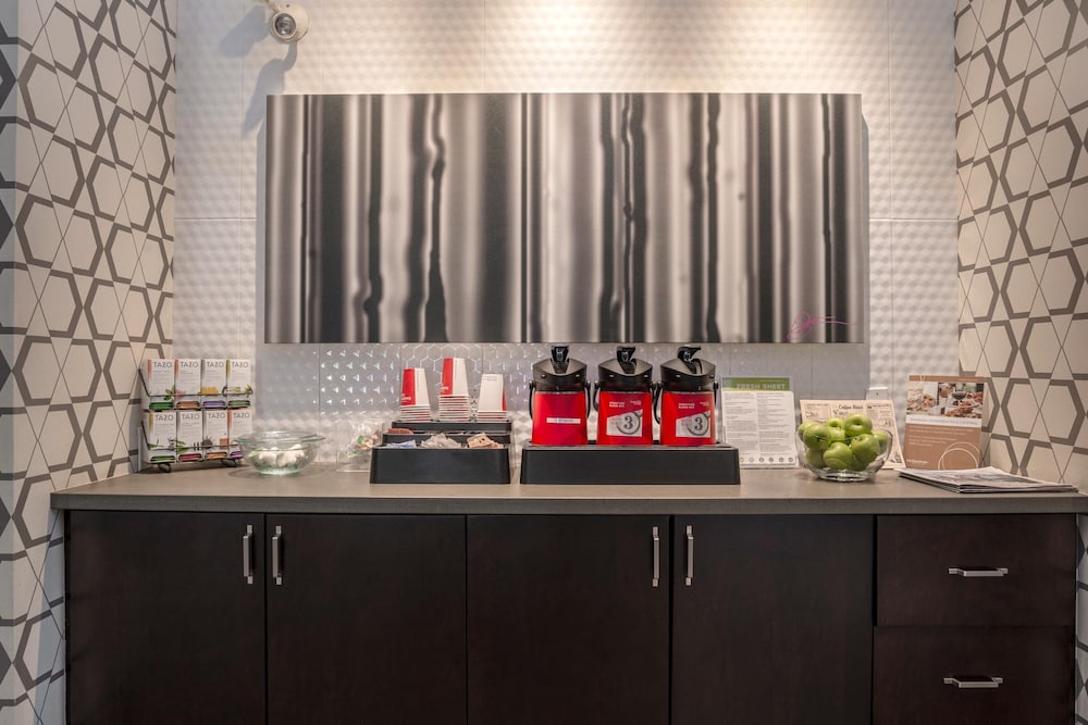 Sandman Hotel & Suites Abbotsford 31/36