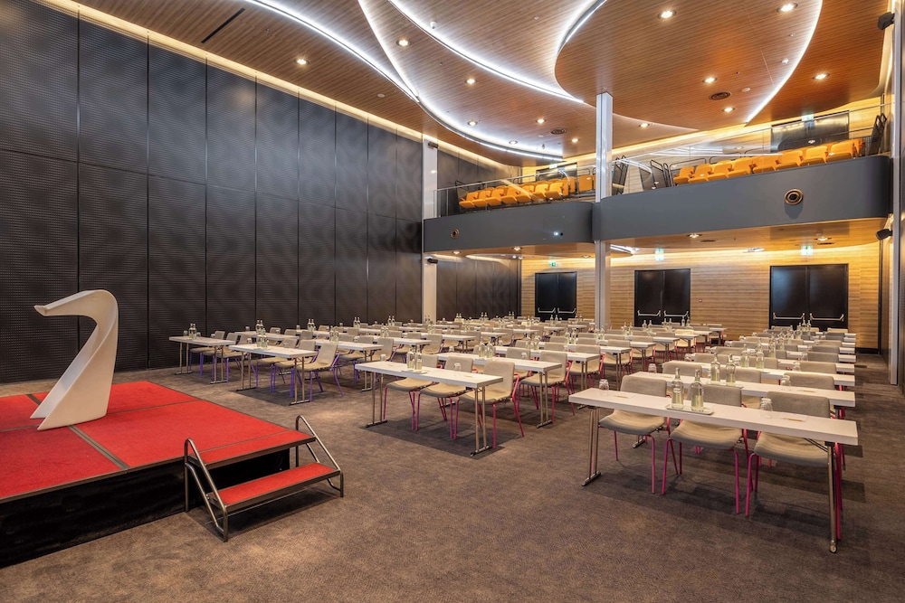 Park Inn By Radisson Amsterdam City West 40/77