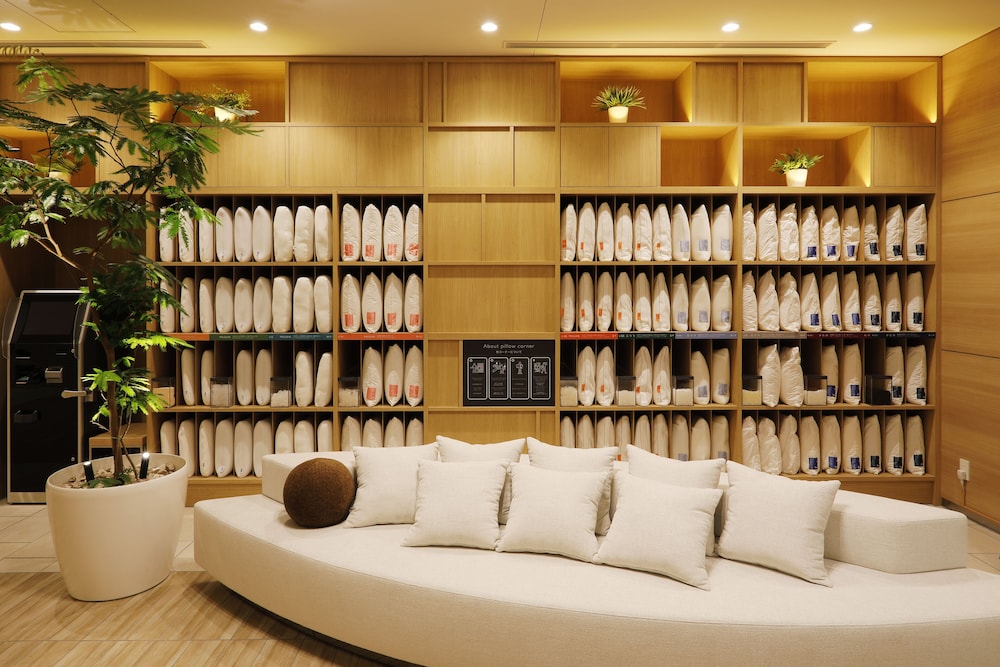 JR Inn Sapporo N2 32/44