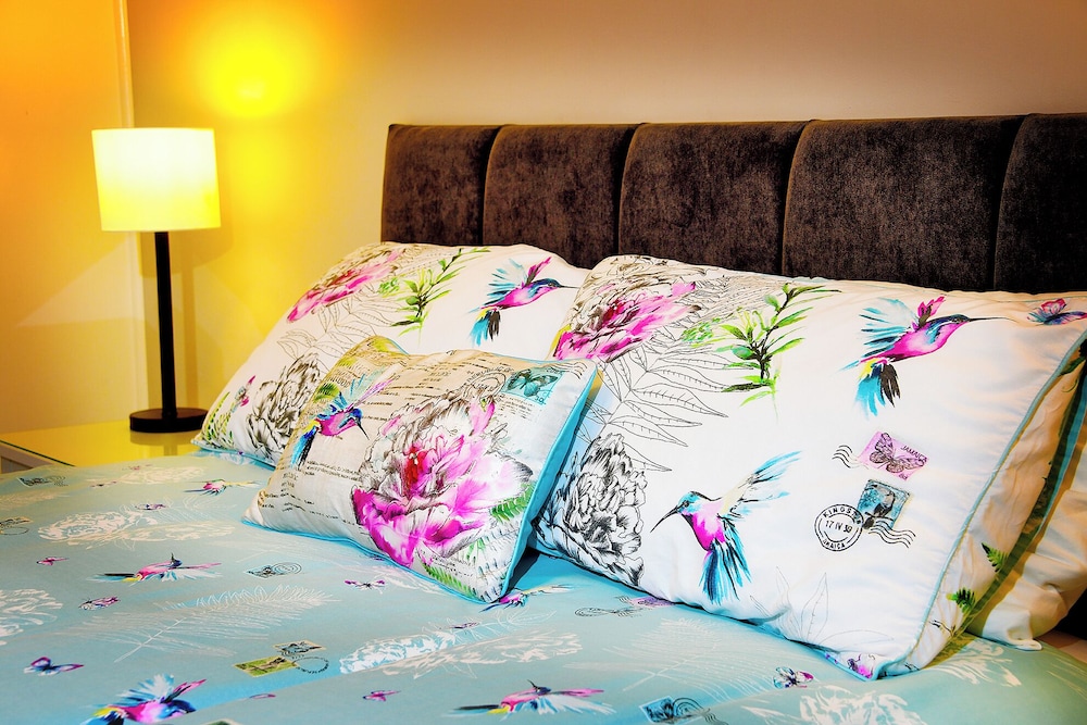 Twelve Self Serviced Apartments 22/50