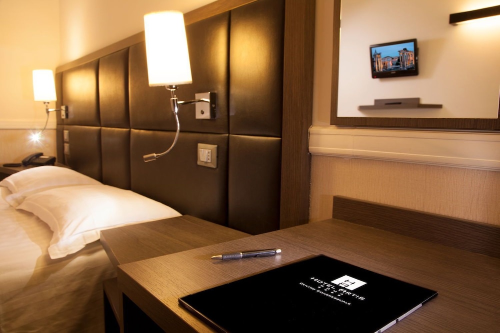 Artis Hotel 34/50