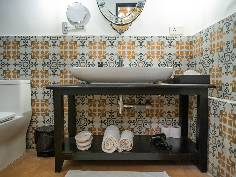Fort Tiracol Heritage Hotel 7/50