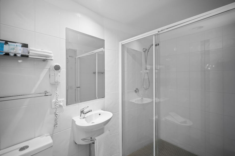 THE DORSAL BOUTIQUE HOTEL 46/48