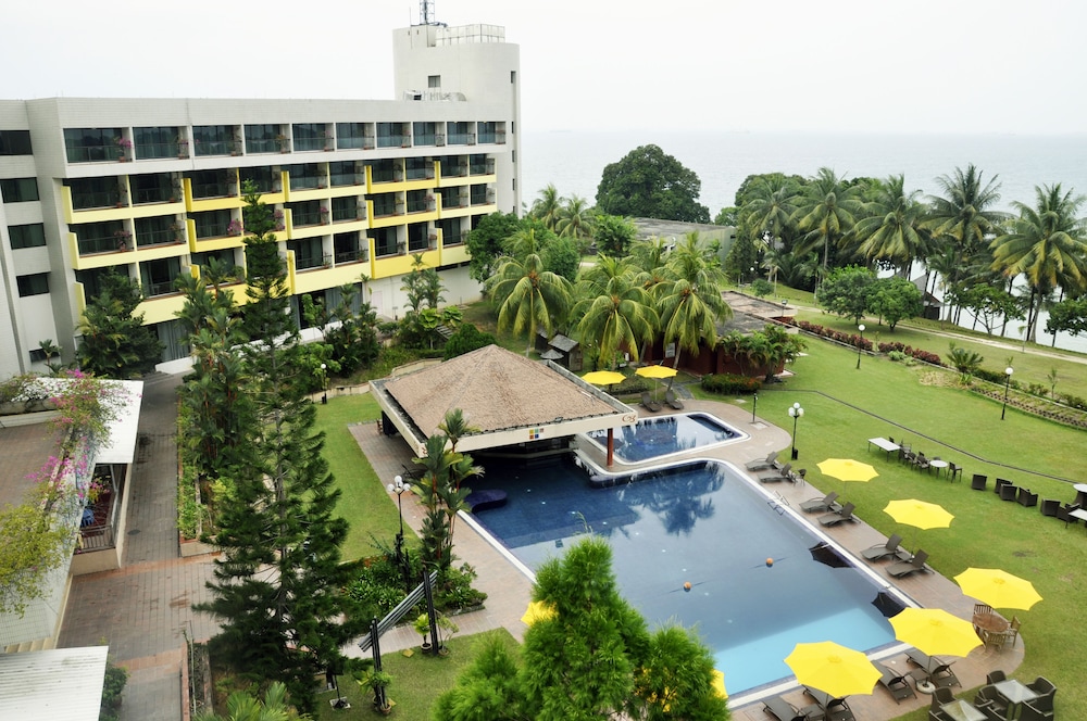 Batam View Beach Resort 3/68