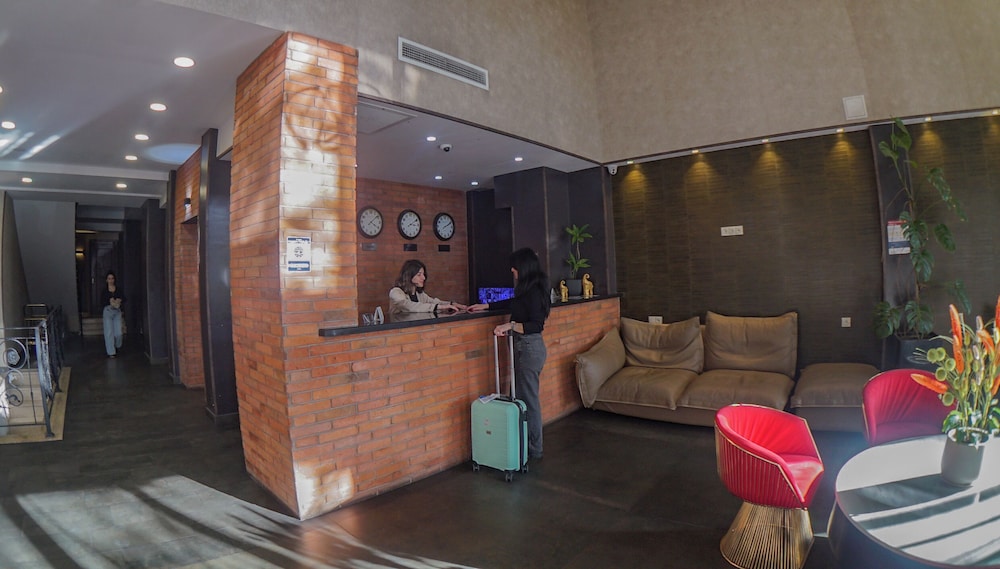 Lobby at TM Apart Hotel, TBILISI