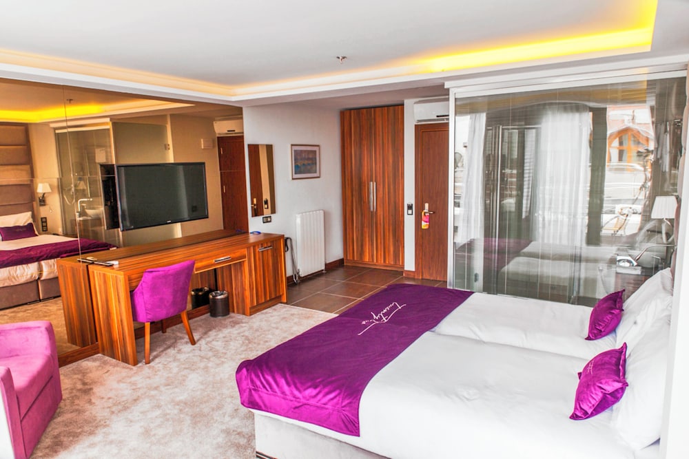 Suite