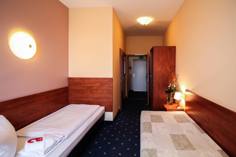 Atrium Charlottenburg 11/15