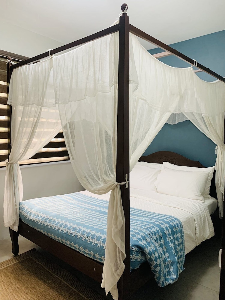 Paradores De Vigan 34/56