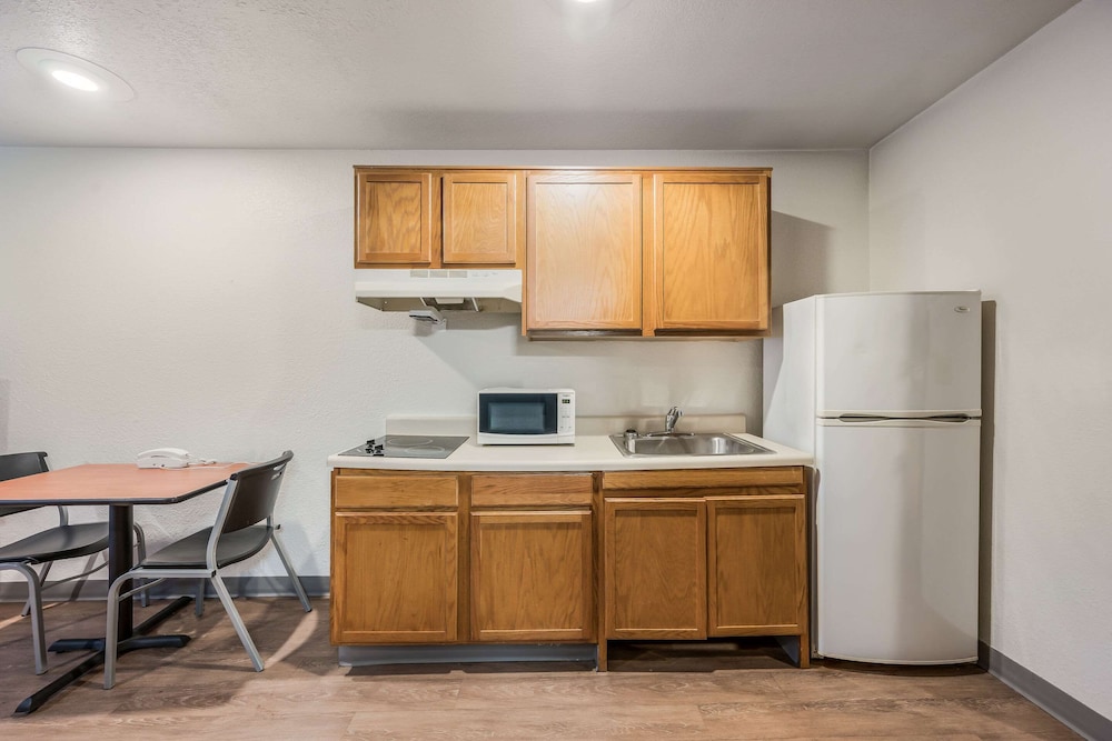 Extended Stay America Select Suites - Montgomery 42/53