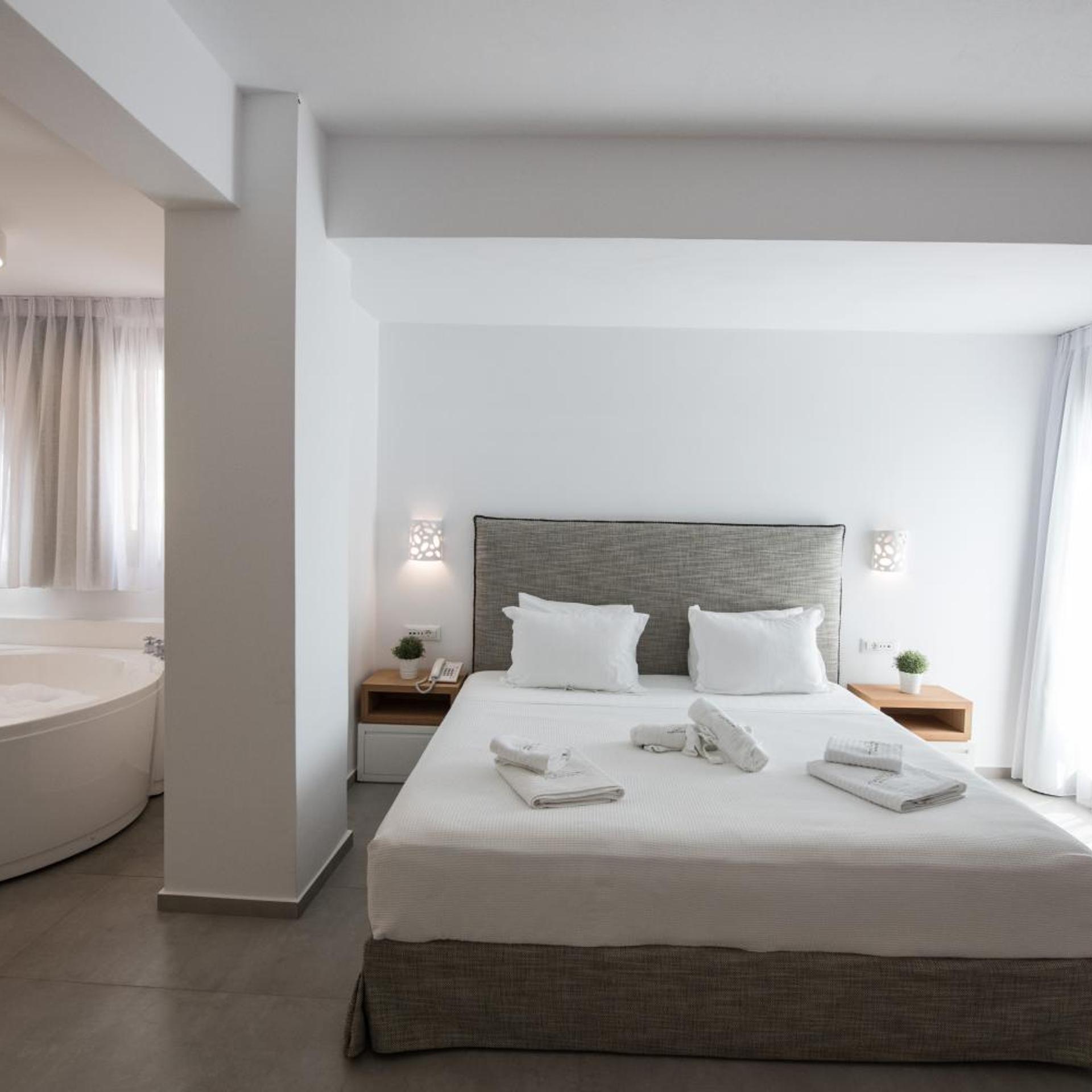 Honeymoon, Suite, Sea View, Indoor Jetted Tub