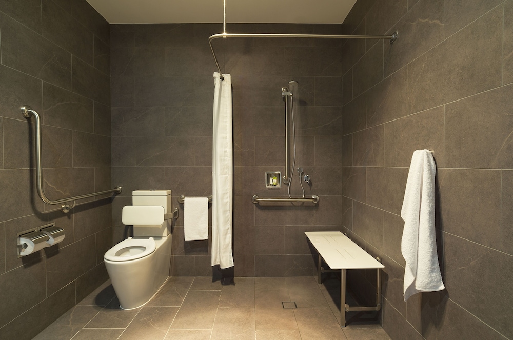 Berri Hotel 63/63