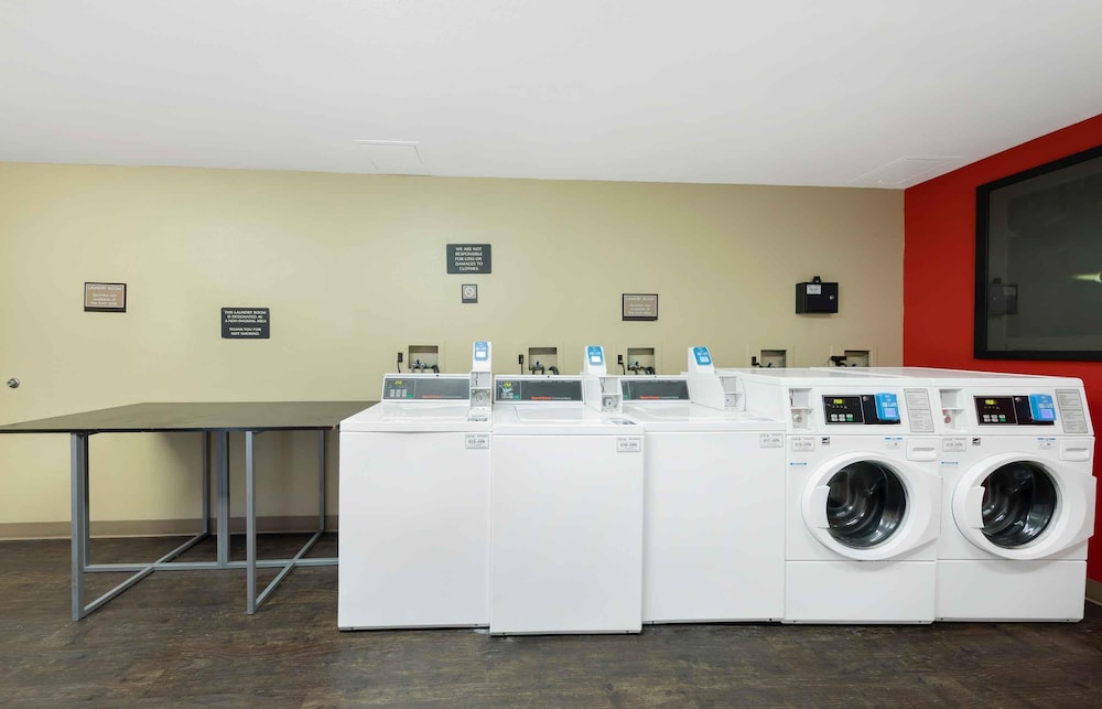 Extended Stay America Los Angeles - Burbank Airport 52/57