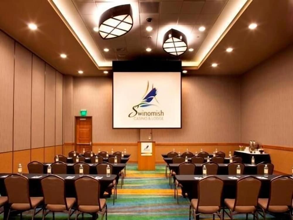 Swinomish Casino & Lodge 52/67