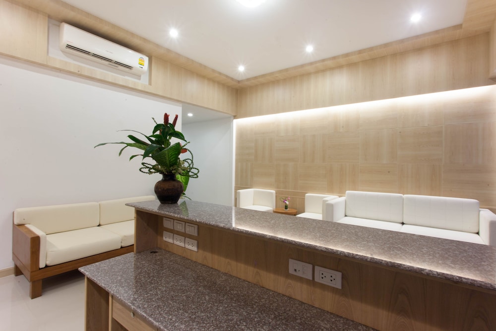 Chalong Princess Pool Villa Resort 12/37
