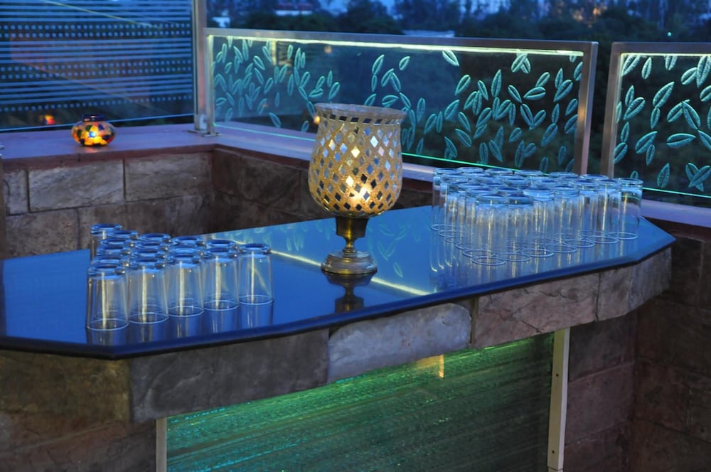 Crystal Inn Hotel 28/50