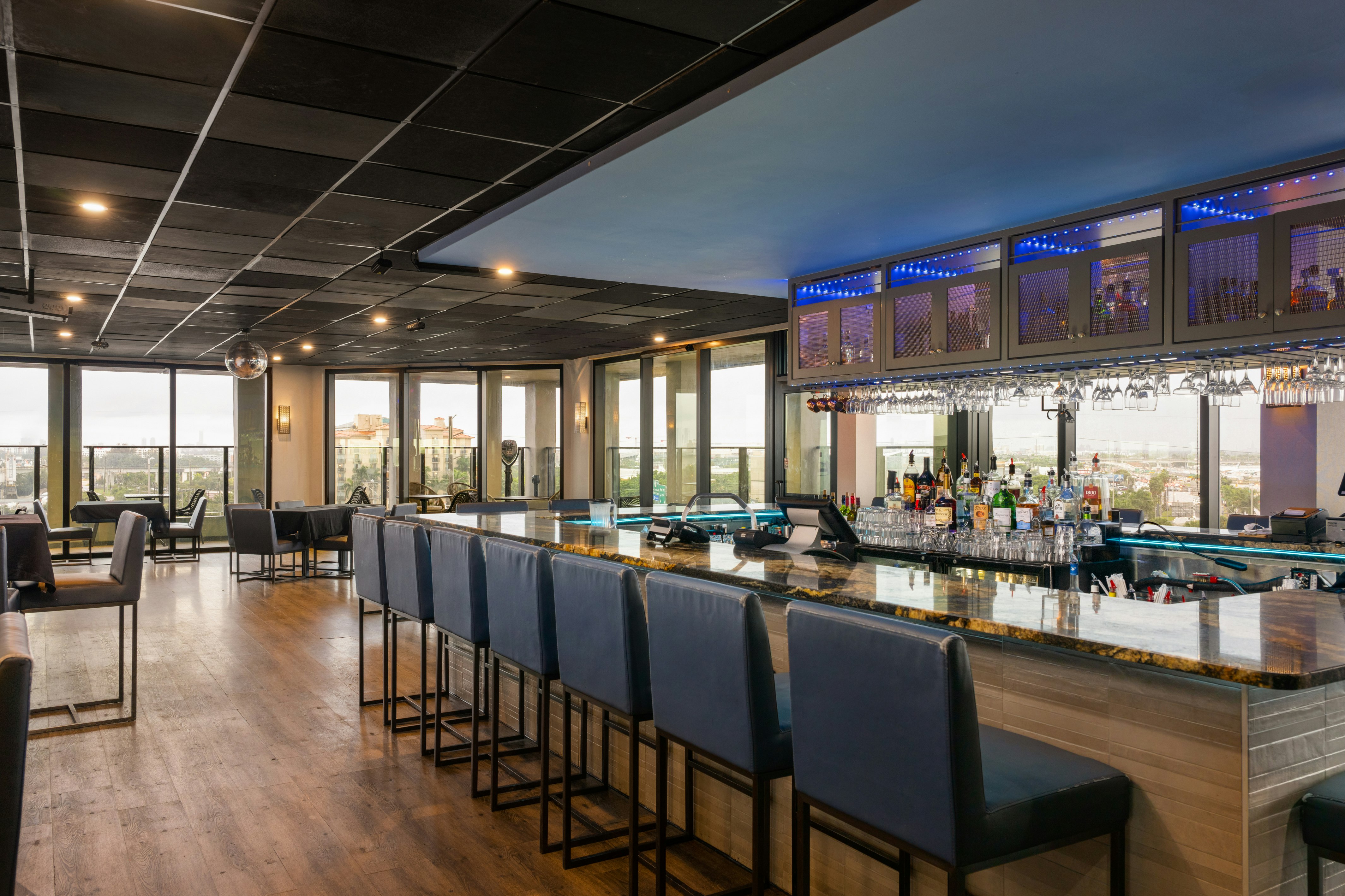 Restaurant-cafeteria