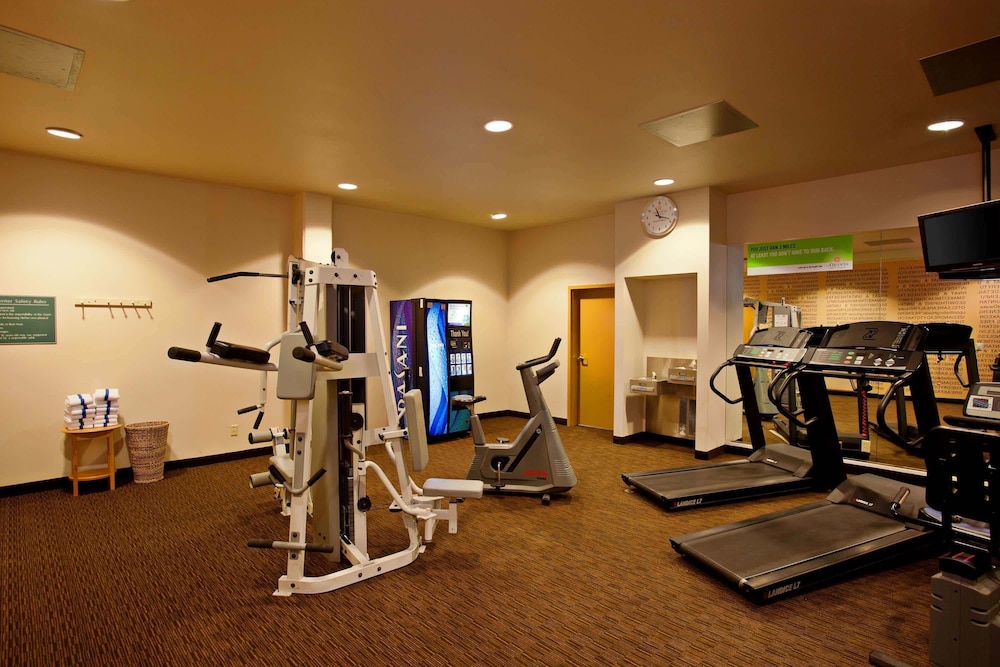 La Quinta Inn & Suites by Wyndham Irvine Spectrum 33/49