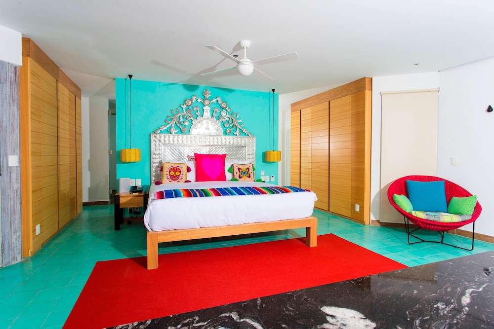 Premier, Suite, King Bed, Ocean Front, Plunge Pool, Hot Tub
