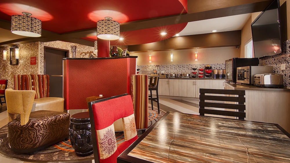 Best Western Plus Jackson Downtown-Coliseum 26/33
