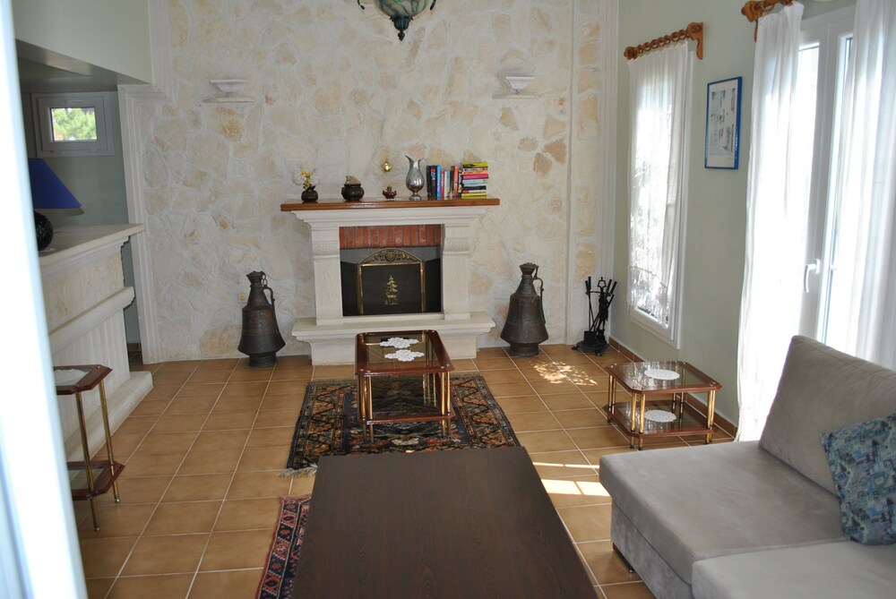 Hotel Dionysia 47/69
