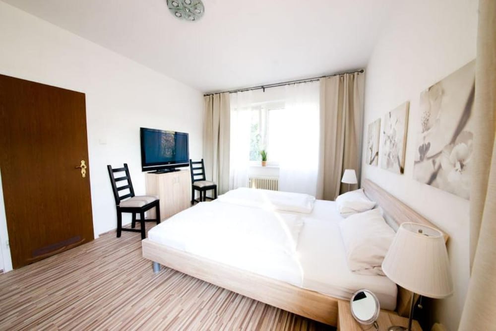 Hotel am Stadion 7/21