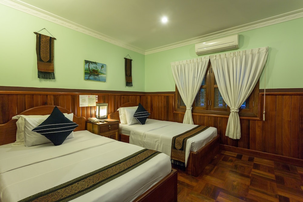 Siem Reap Center Hotel 4/32