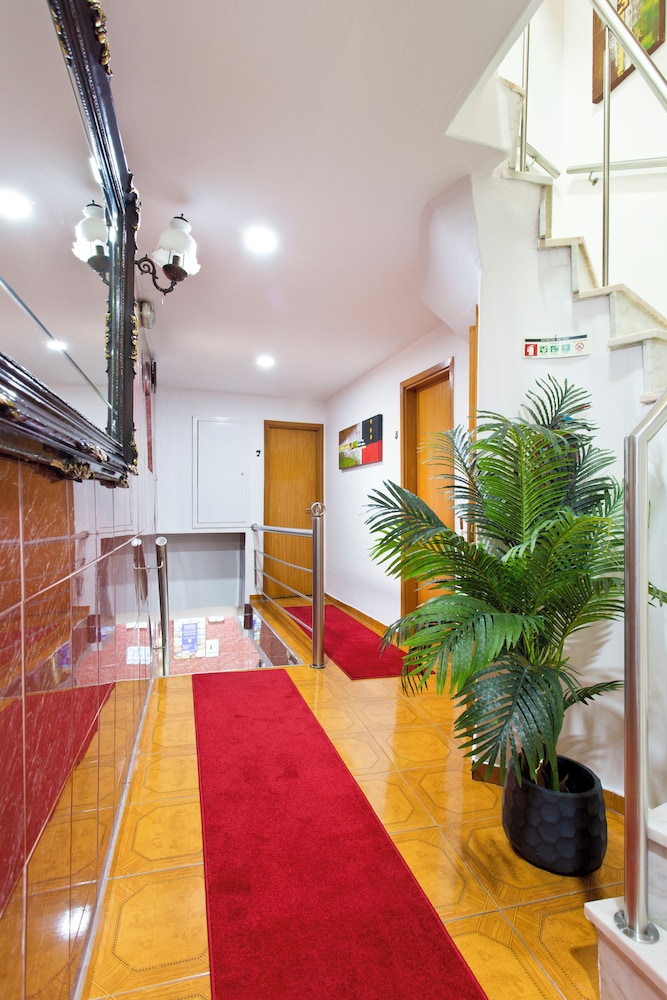 Braganca Oporto Hotel 12/70
