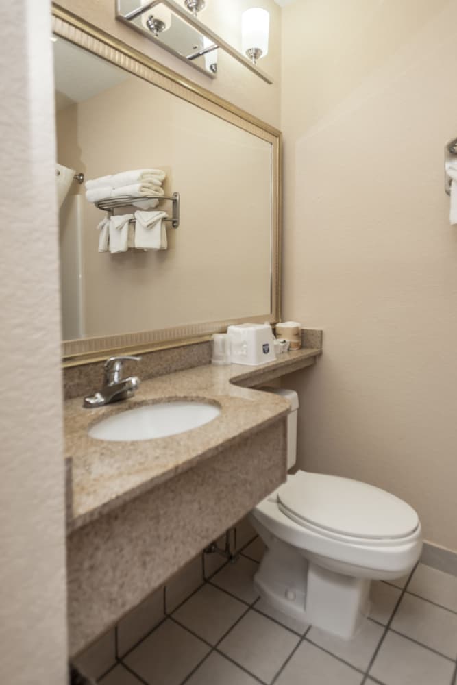 Best Western White Mountain Inn 7/30