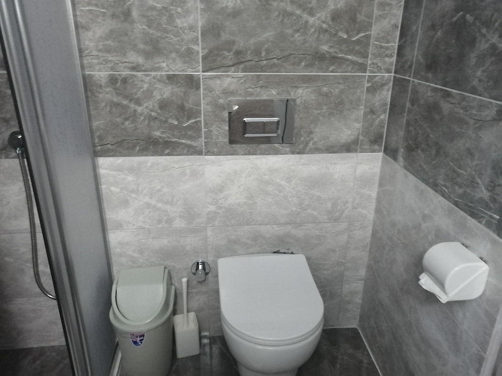 Sarsilmaz Otel 29/30