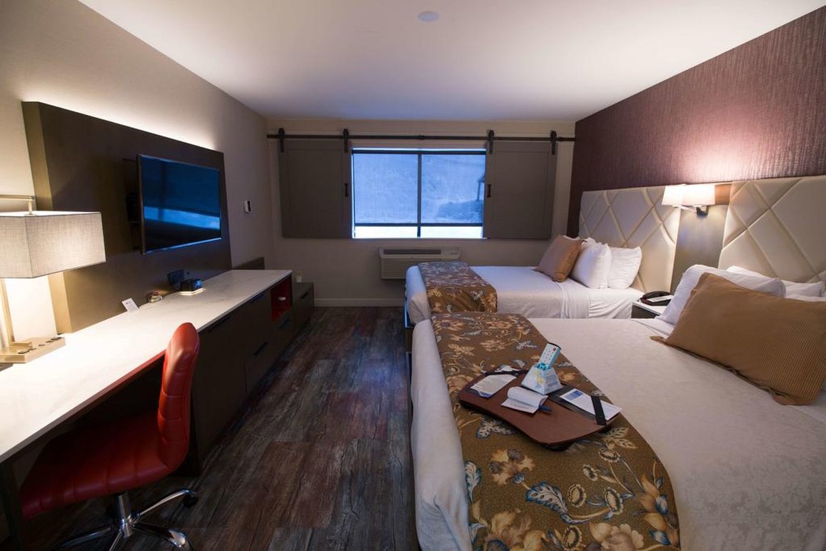 Empeiria High Sierra Hotel 36/50