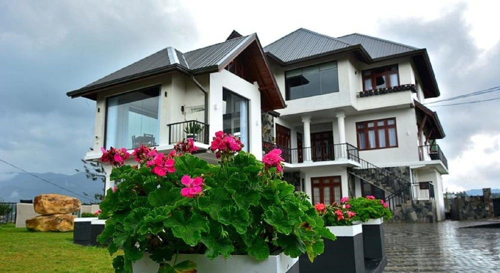 Villa Mount Royal 4/50