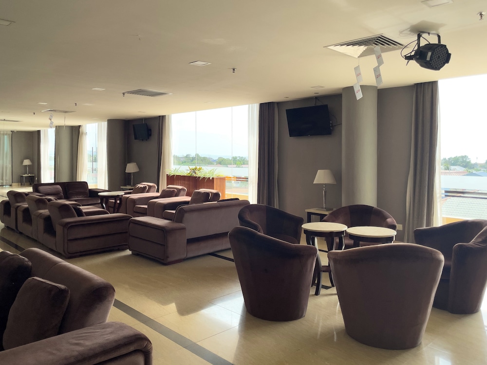 Pan Borneo Hotel Kota Kinabalu 48/66