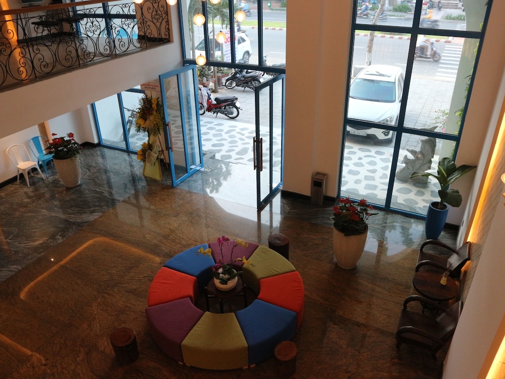 Santori Hotel Danang Bay 46/74
