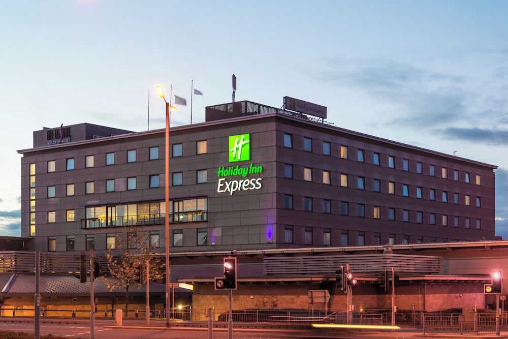 HOLIDAY INN EXPRESS BRADFORD CITY CENTRE 3/45