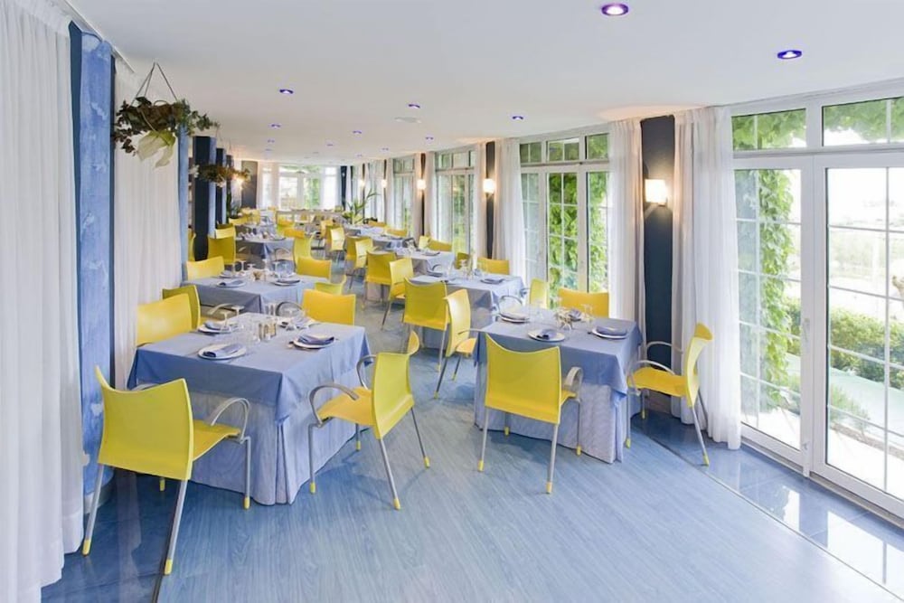 Archa Villa De Suances 35/50